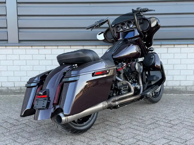 Harley-Davidson Street Glide - foto 5