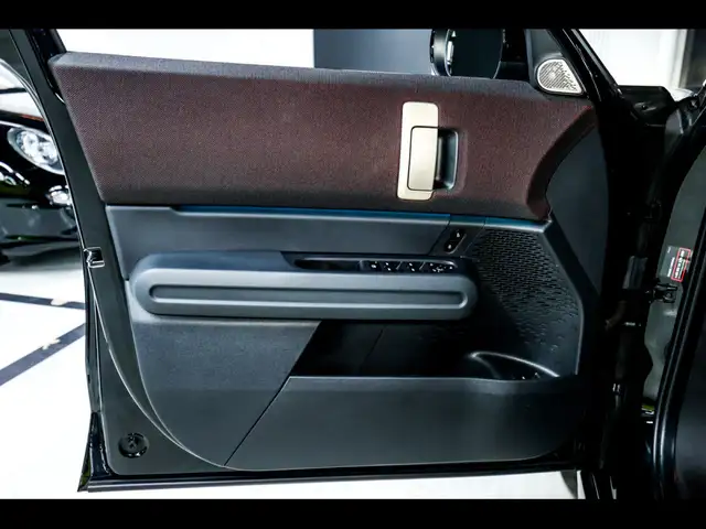 Mini Countryman view 8