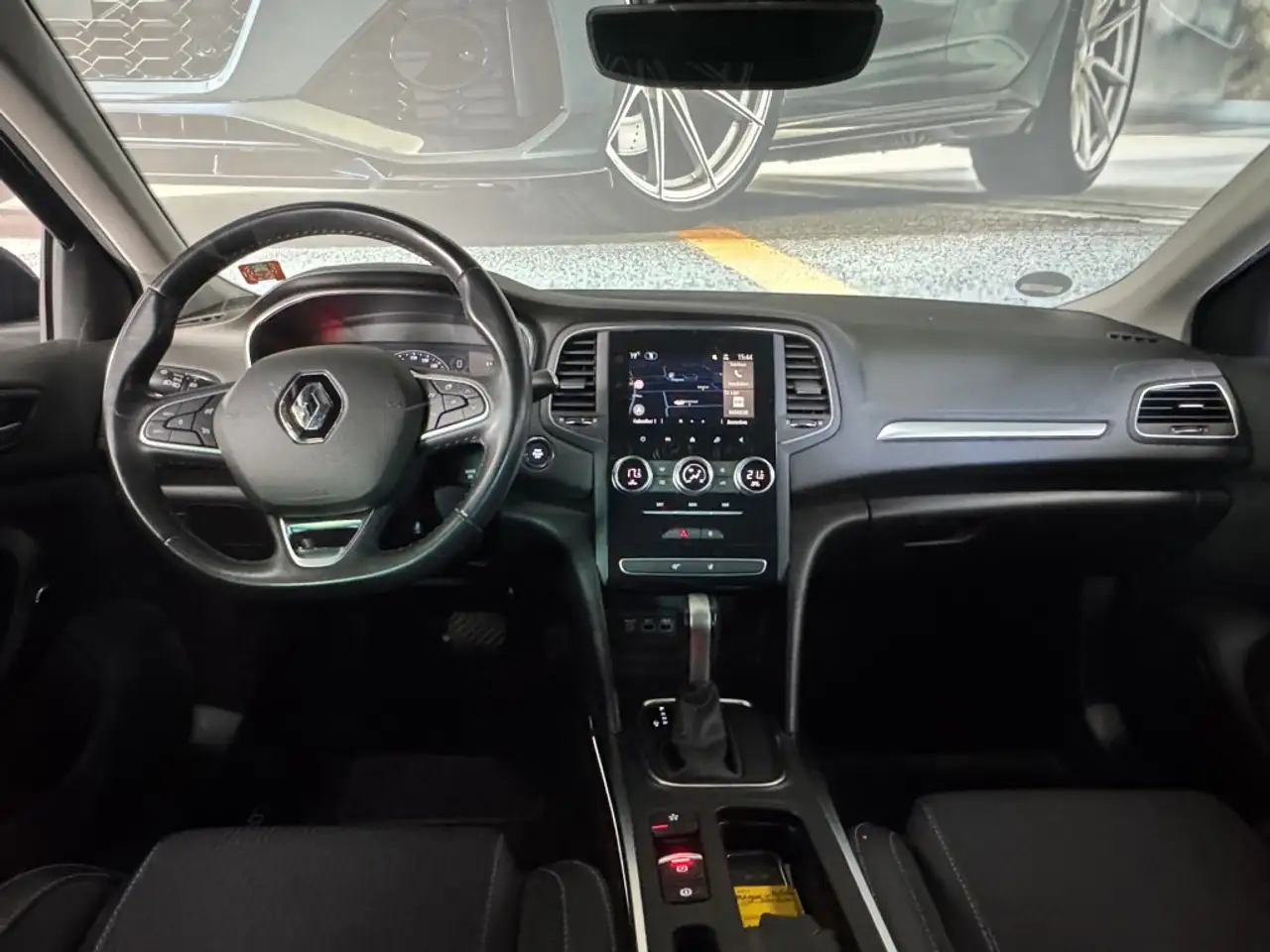 Renault Megane 1.3 TCE INTENS / Carplay / cruise control / NL aut, миниатюра 2