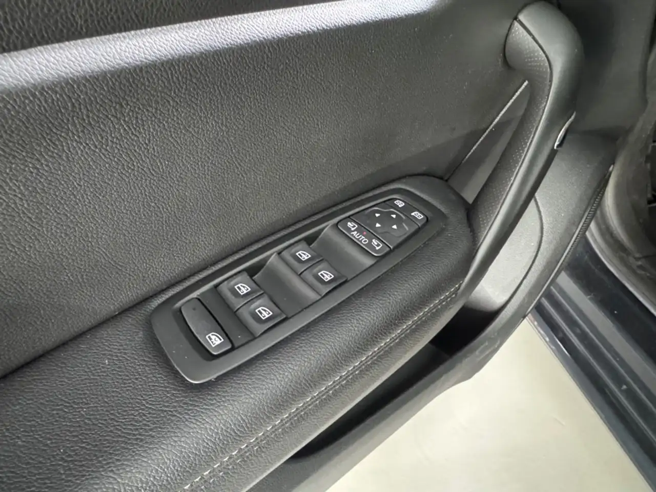Renault Megane 1.3 TCE INTENS / Carplay / cruise control / NL aut, миниатюра 22