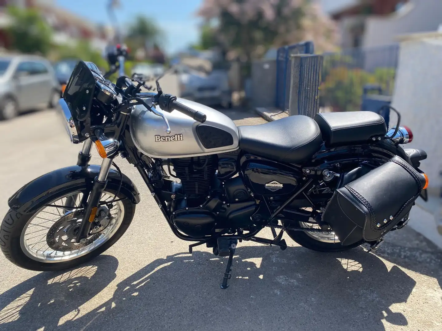 Benelli Imperiale Plateado - 1