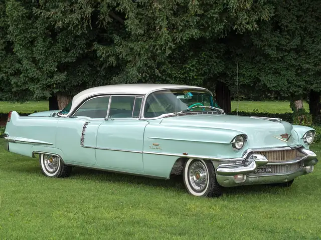 Cadillac Deville Sedan