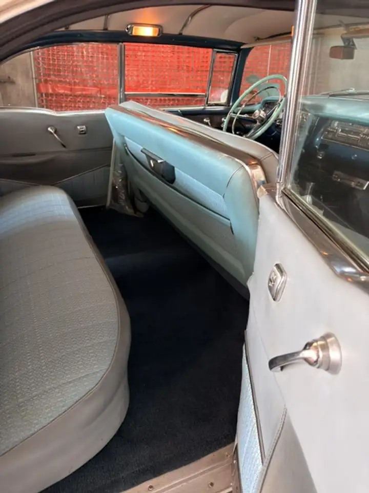 Cadillac Deville Sedan, foto 11