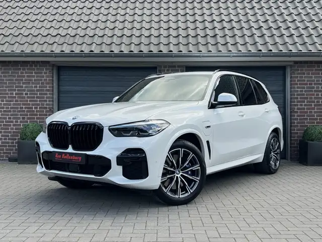 BMW X5 X5 45e XDrive High Exe M Sport 394 pk Black Trekha