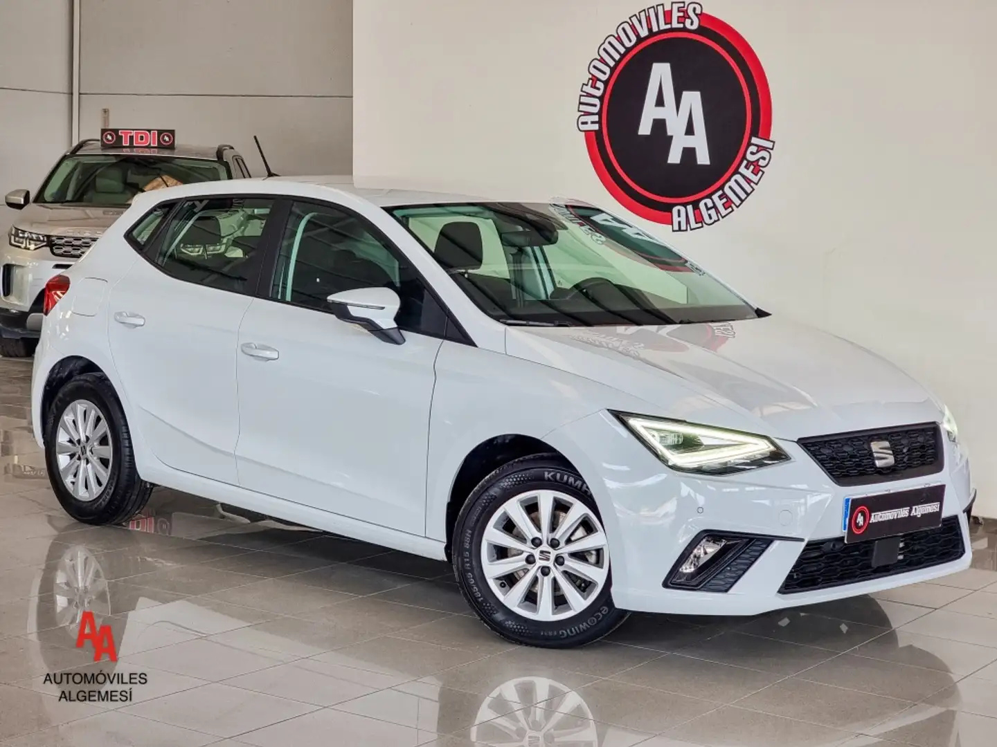 SEAT Ibiza 1.0 TSI S&S Style 110 Bianco - 1
