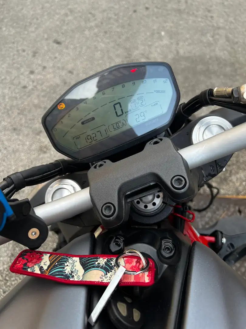 Ducati Monster 821 Grigio - 1