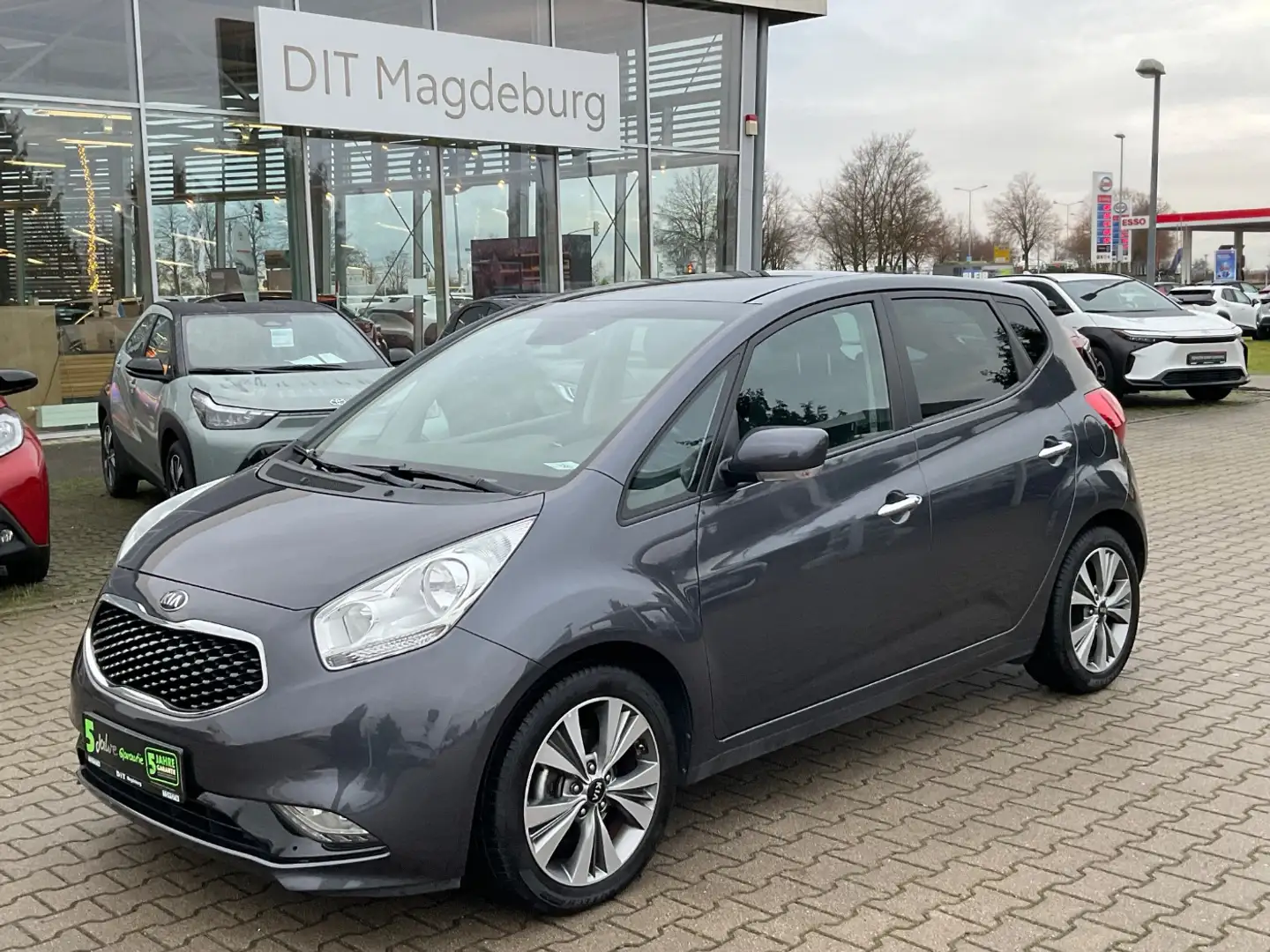 Kia Venga 1.6 Platinum Edition Navi+Pano+SD+SHZ+LM Grau - 2