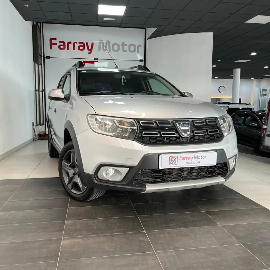 Dacia Sandero 1.5 Blue dCi Stepway Essential 70kW Plateado - 2
