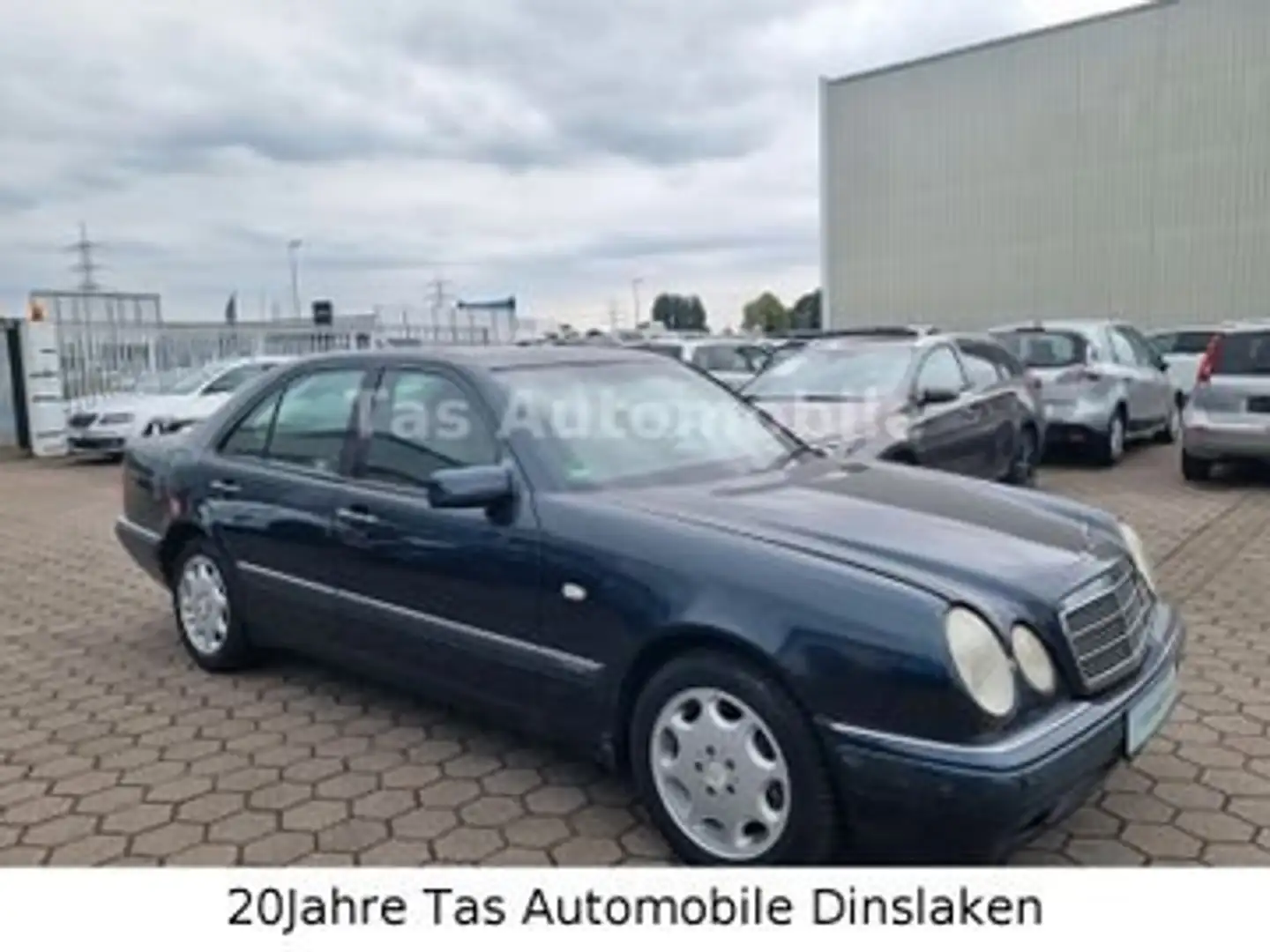 Mercedes-Benz E 430 Elegance"Seniorenfahrzeug"Lückenl.Brabus S-Heft Verde - 2