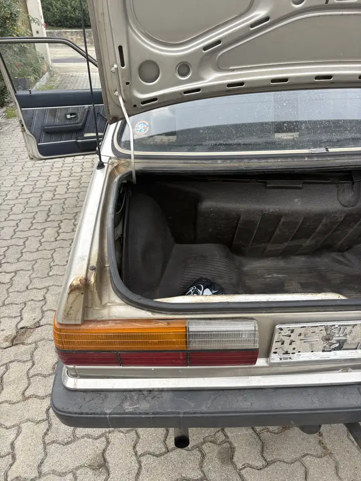 Audi 80 GL, foto 2