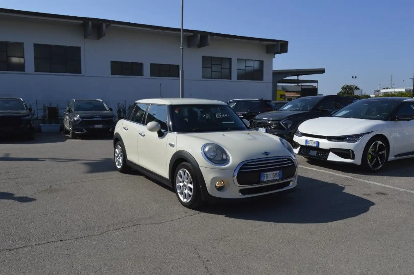 MINI One 1.5 One D 5 porte Bianco - 1