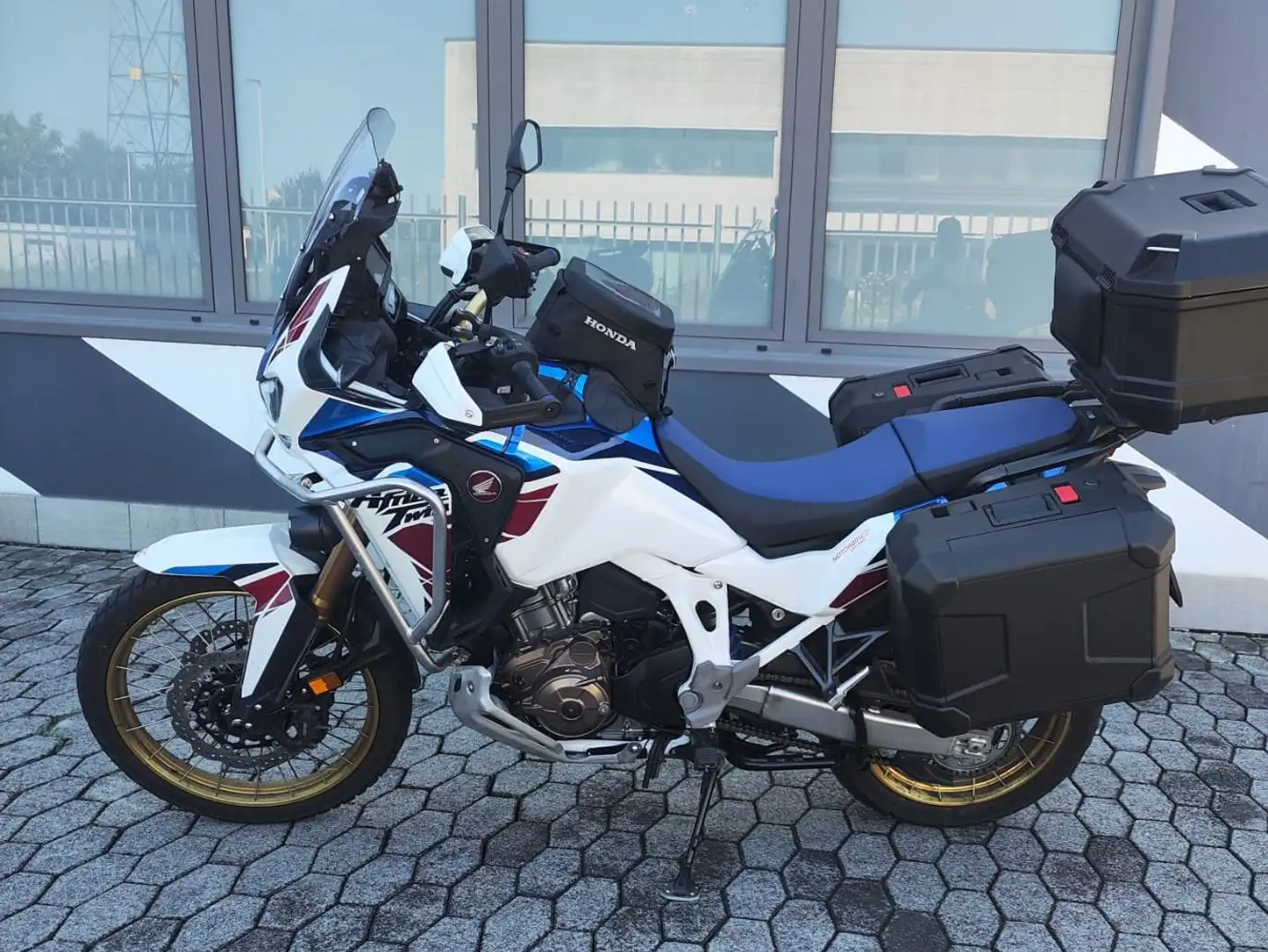 Honda CRF 1100 adventure Sports DCT Travel Edition Bianco - 1