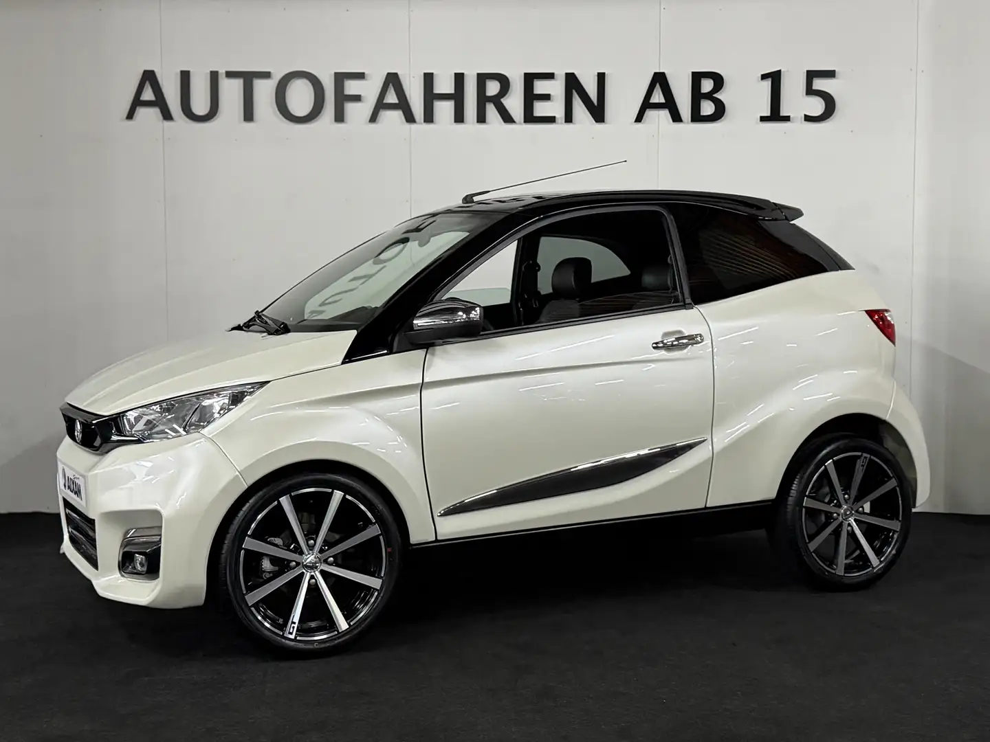 Aixam Coupe Sport, Klima, CarPlay, RFK, Kubota, Inkl Lieferung Bílá - 1