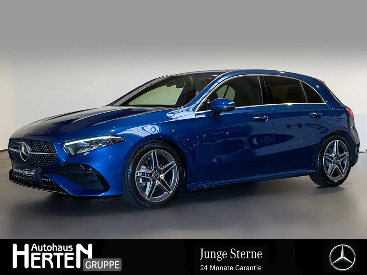 Mercedes-Benz A 180 AMG+LED+R-KAMERA+KEYLESS+18"ZOLL+AMBIENTE+ Schwarz - 1