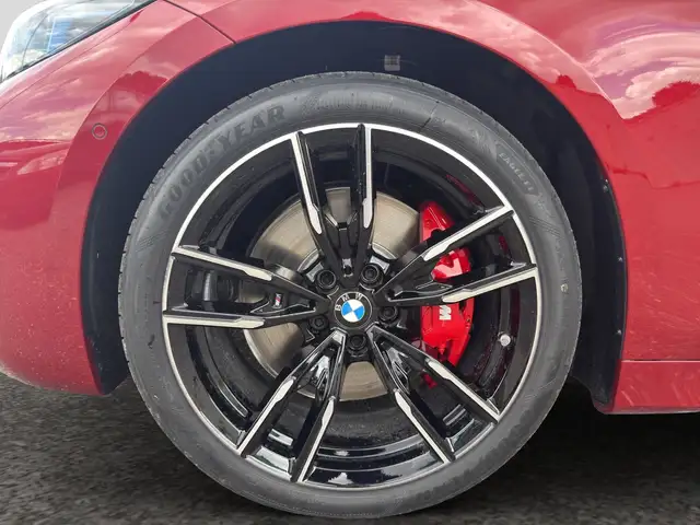 BMW 4 Series view 13