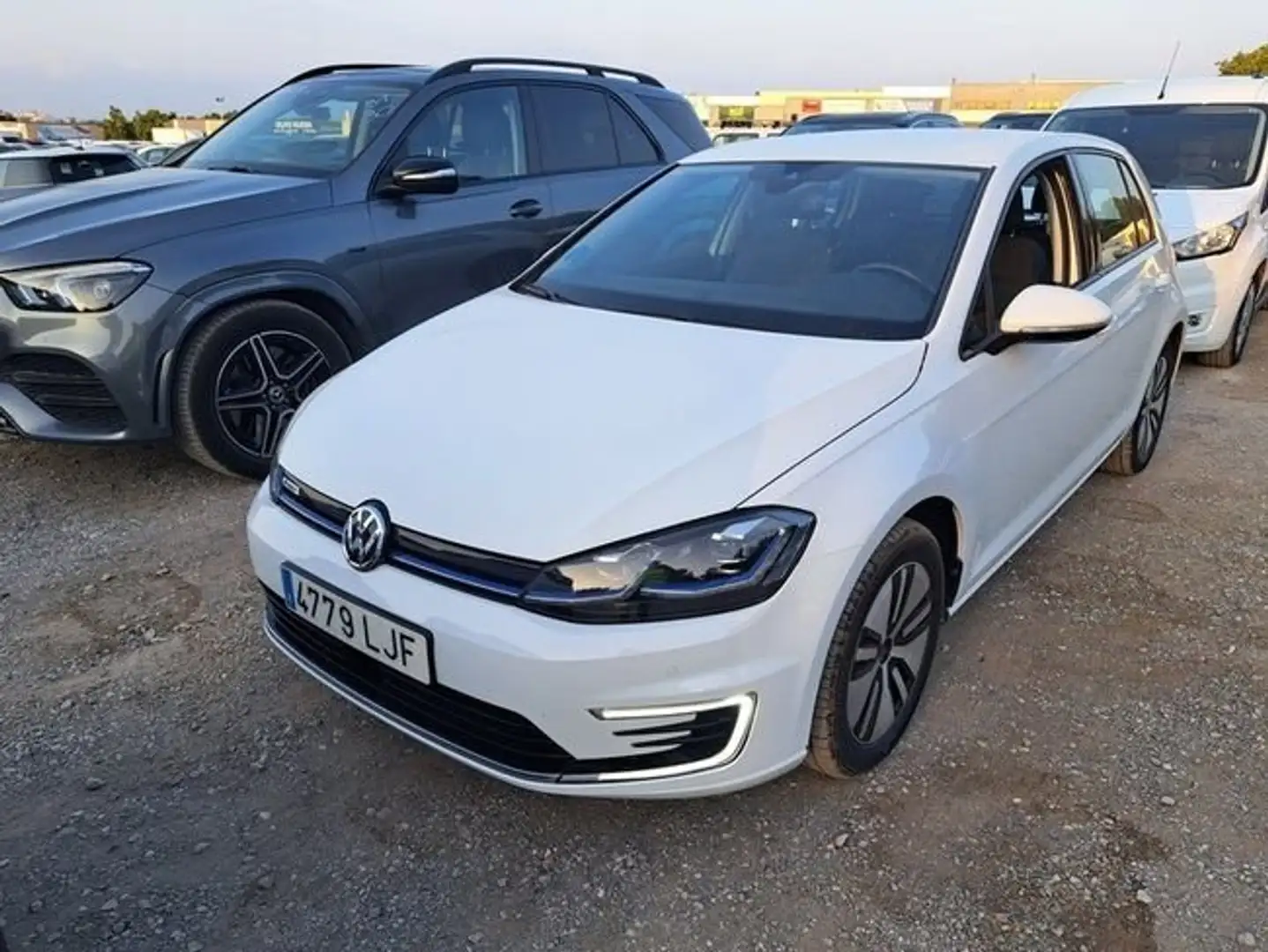 Volkswagen Golf (O) e- ePower 100 kW (136CV) Blanco - 2
