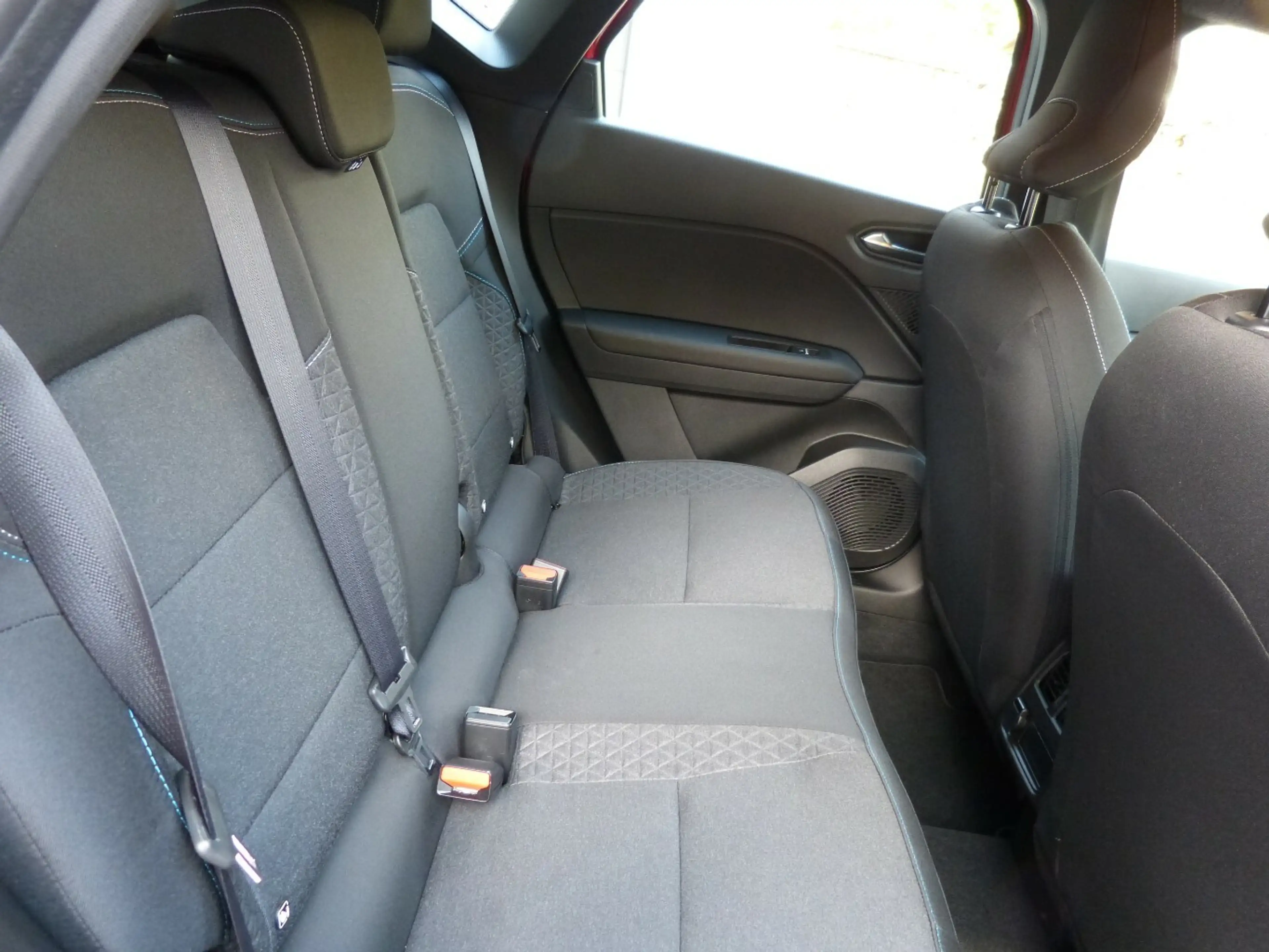 Renault Captur Evolution TCE 90 [SHZ/KAMERA/1. HAND] — photo 13