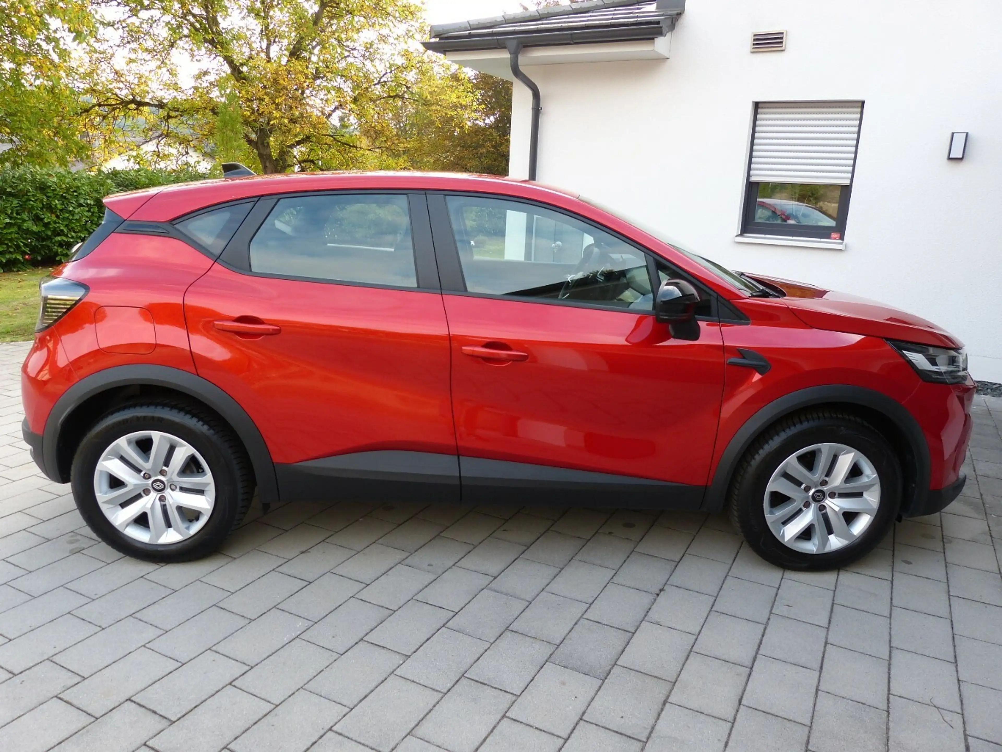 Renault Captur Evolution TCE 90 [SHZ/KAMERA/1. HAND] — photo 4