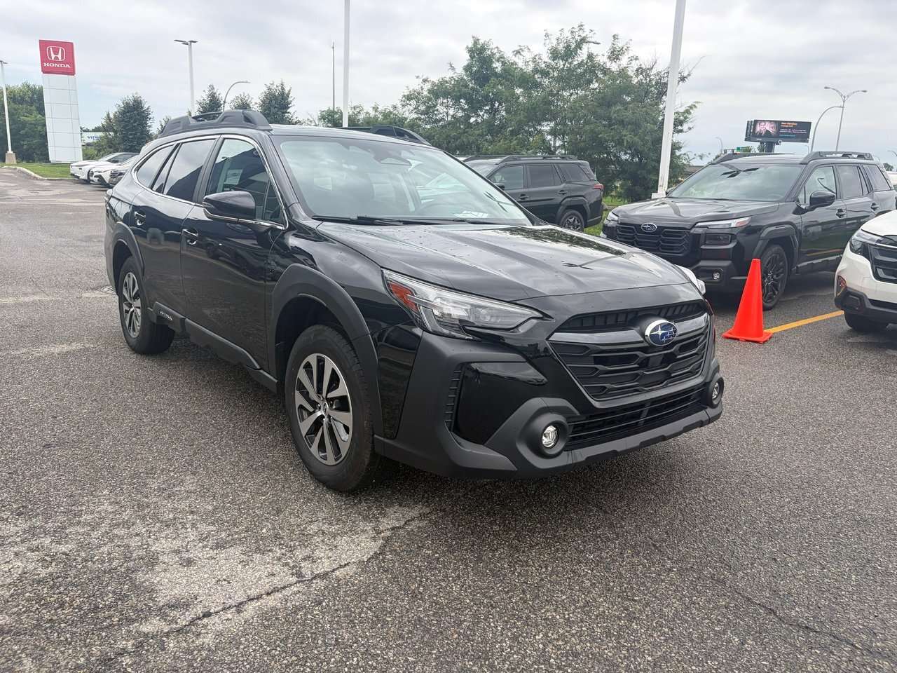 2024 Subaru Outback Touring Subaru Symmetrical All-Wheel Drive / Heate — снимка 1