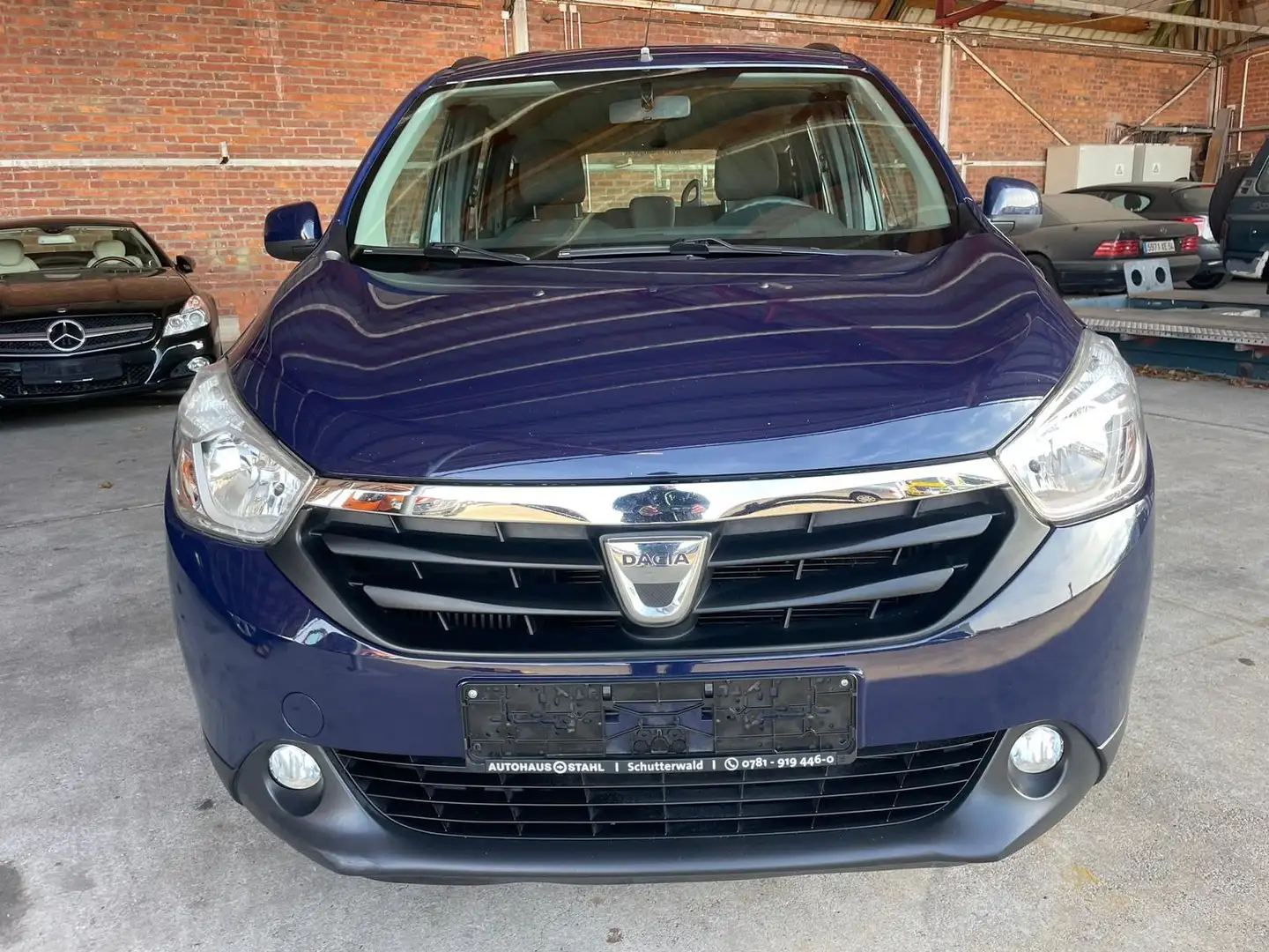 Dacia Lodgy Celebration/Klima/TEMPO/KETTE NEU Blau - 2