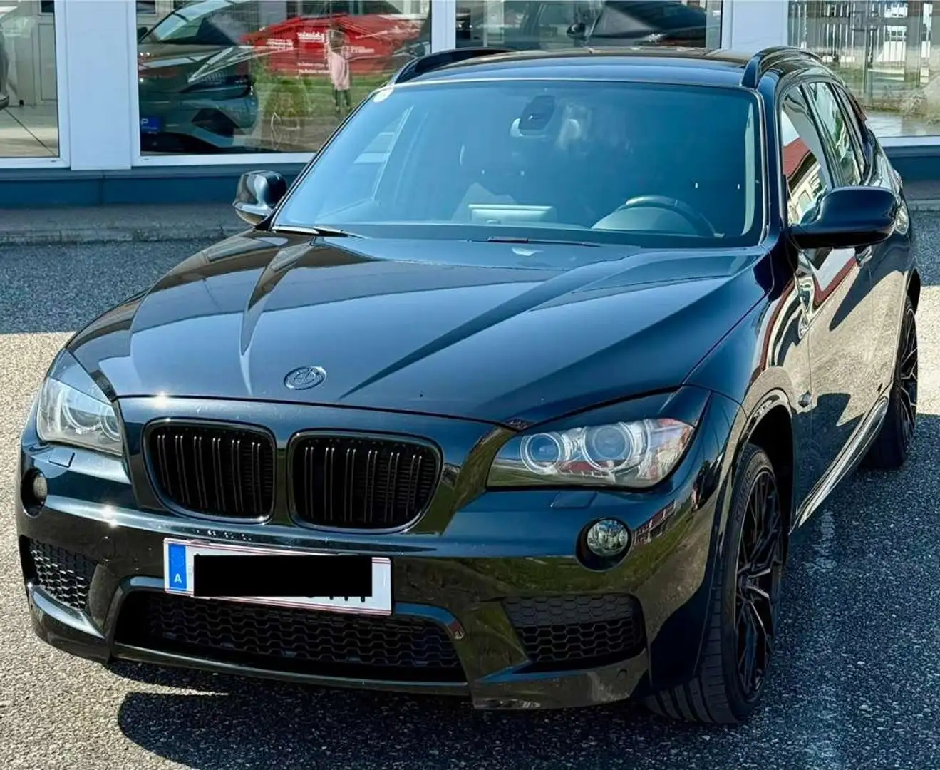 BMW X1 xDrive 18d / M Paket / Bi-Xenon uvm. Schwarz - 2