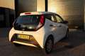 Toyota Aygo 1.0 VVT-i x-fun AIRCO / CRUISE / LED / 100% ONDERH Wit - thumbnail 5