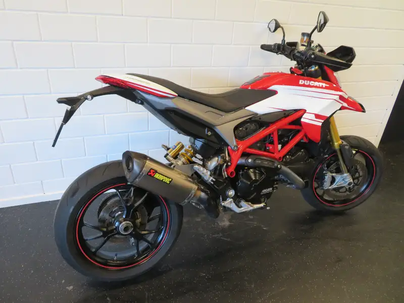 Ducati Hypermotard 939 - foto 3