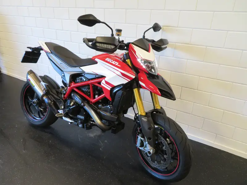 Ducati Hypermotard 939 - foto 2