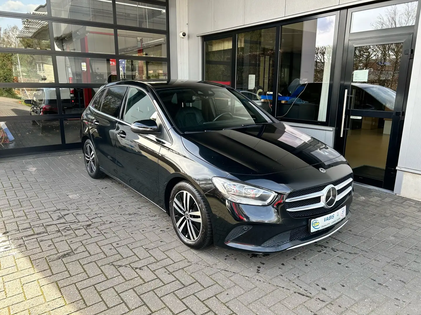 Mercedes-Benz B 200 d -€4149 EINDEJAAR ACTIE Noir - 1