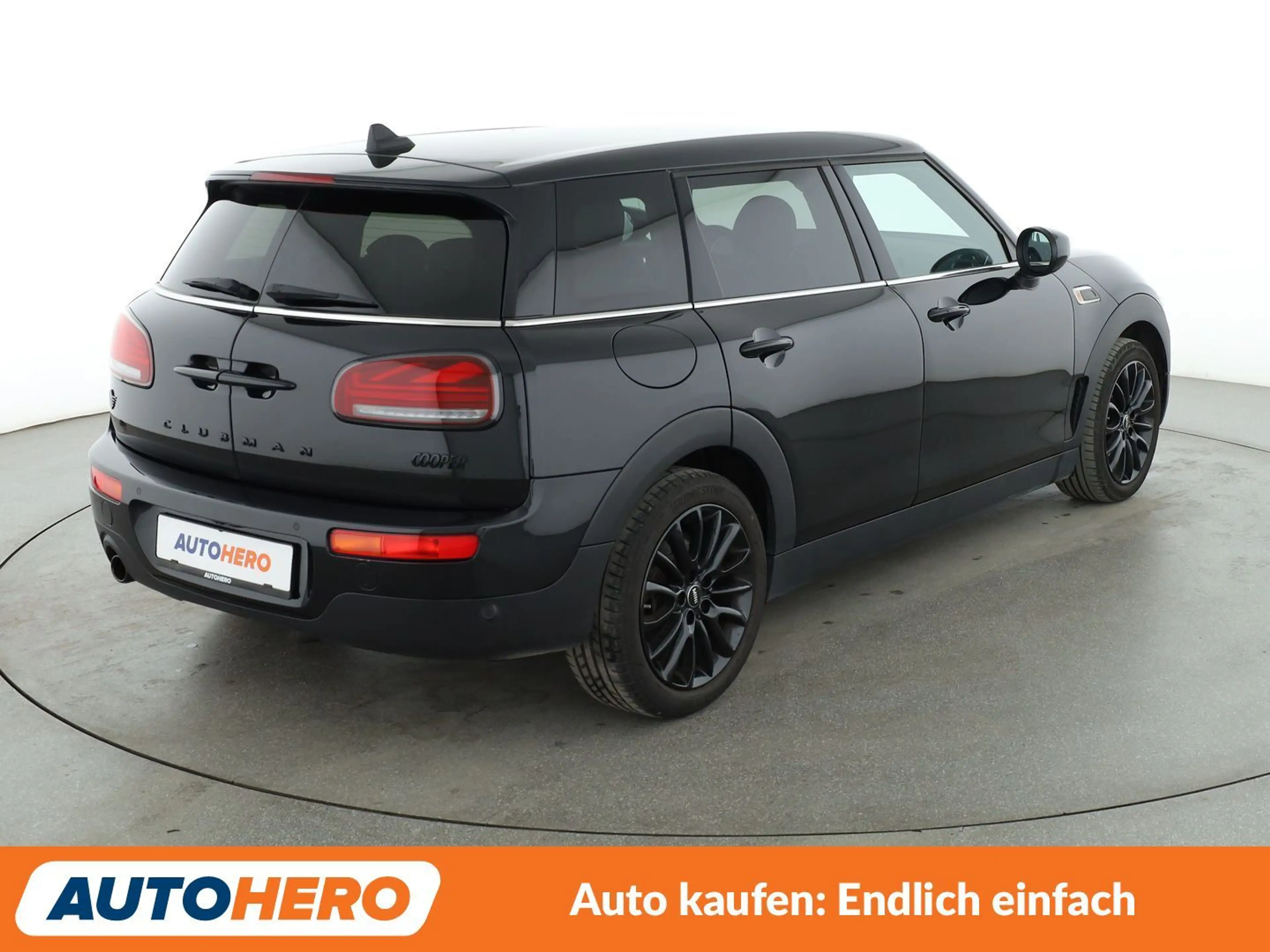 MINI Cooper Clubman Cooper Classic Trim Aut.*LED*NAVI*TEMPO*CAM*PDC* — photo 6