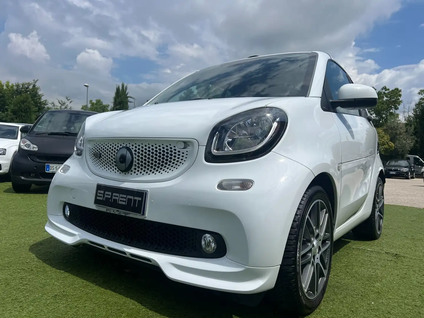 smart forTwo BRABUS 0.9 Turbo twinamic cabrio Xclusive Bianco - 2