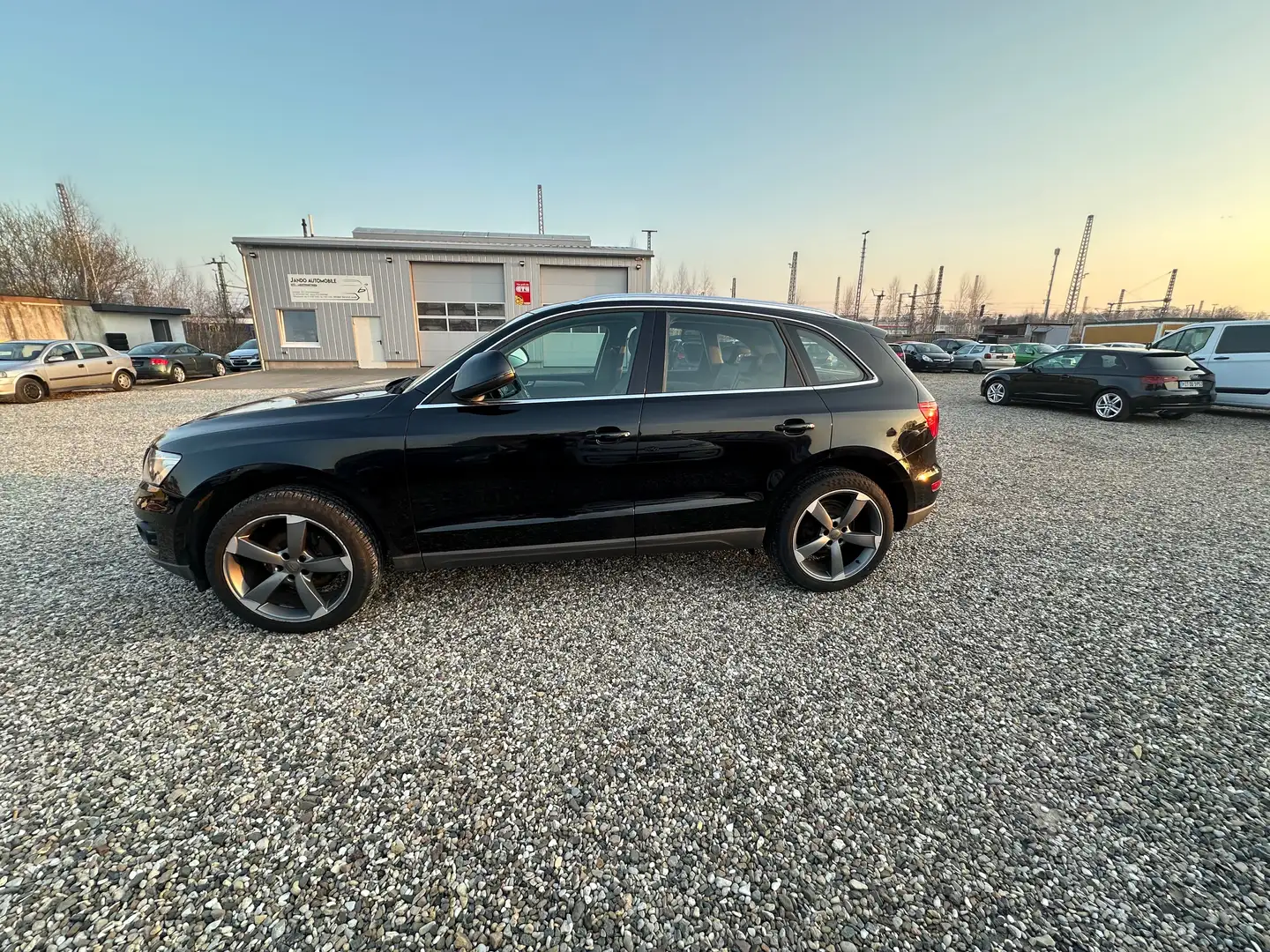 Audi Q5 2.0 TDI (125 kW),Nur für Gewerbe und Export Noir - 2