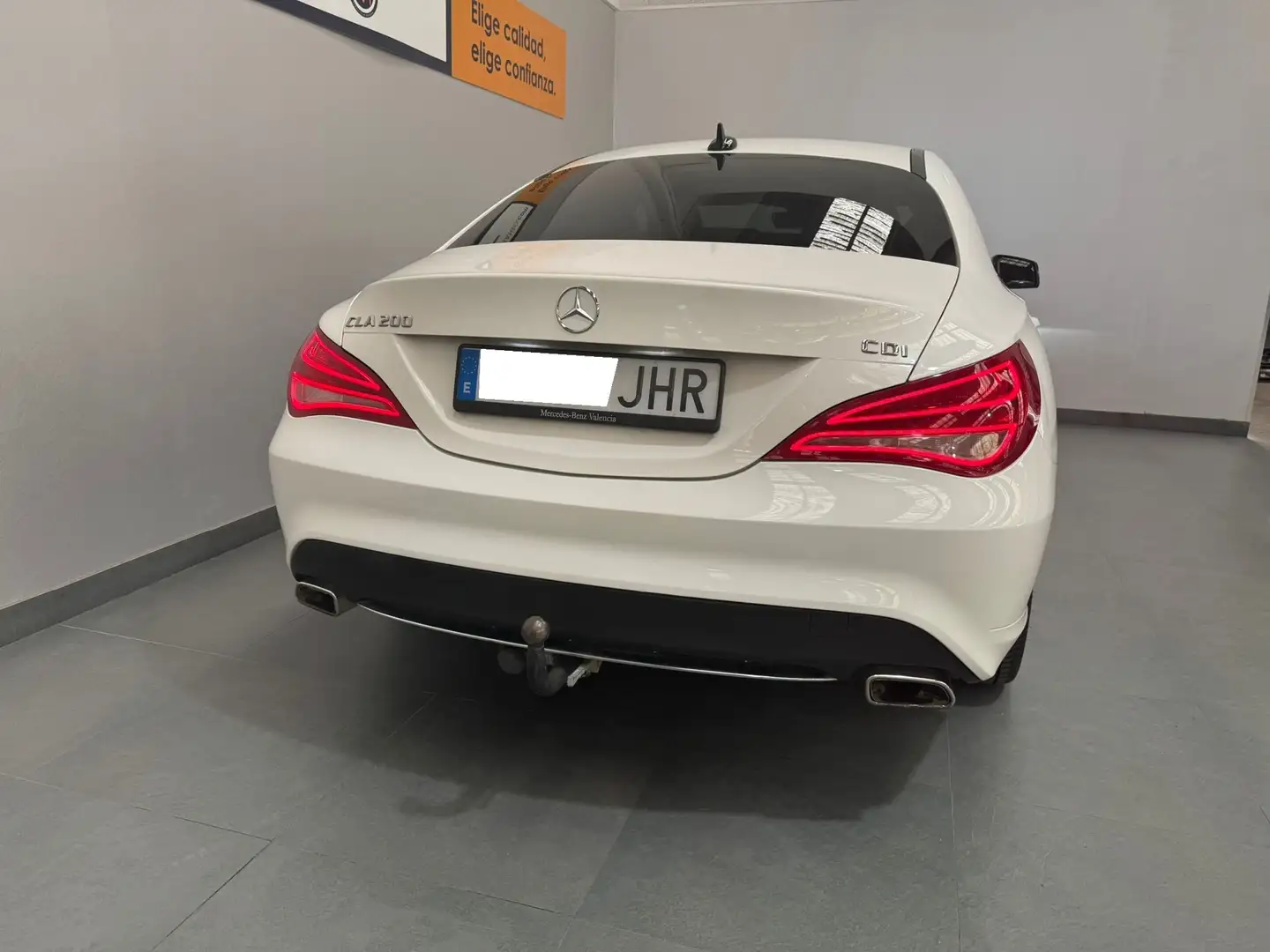 Mercedes-Benz CLA 200 200CDI 7G-DCT Beige - 2