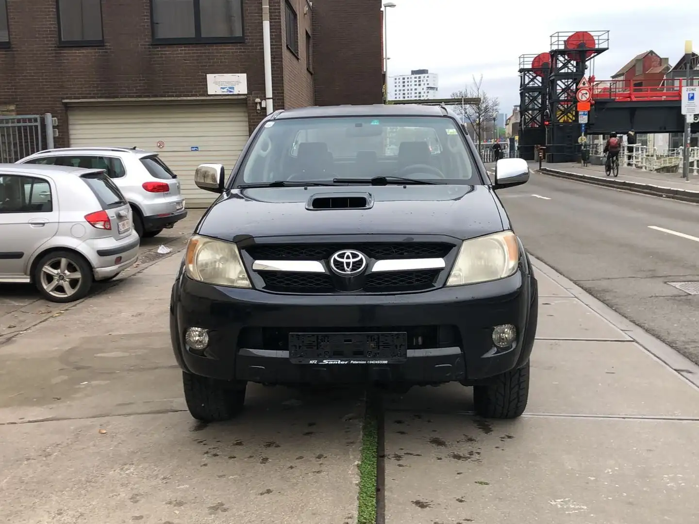 Toyota Hilux 3.0 D-4D 4WD SRX Noir - 2