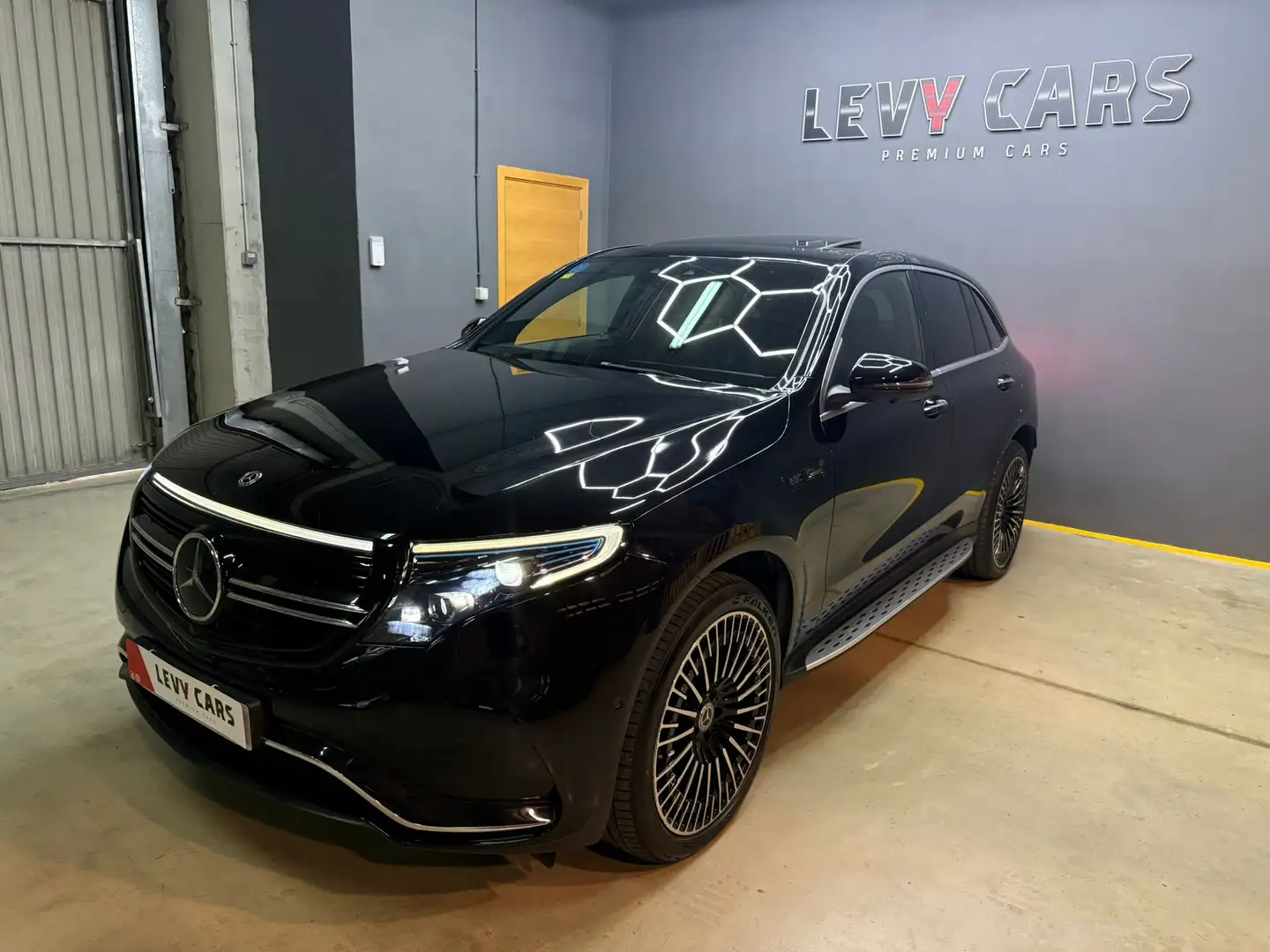Mercedes-Benz EQC 400 4MATIC Negro - 1