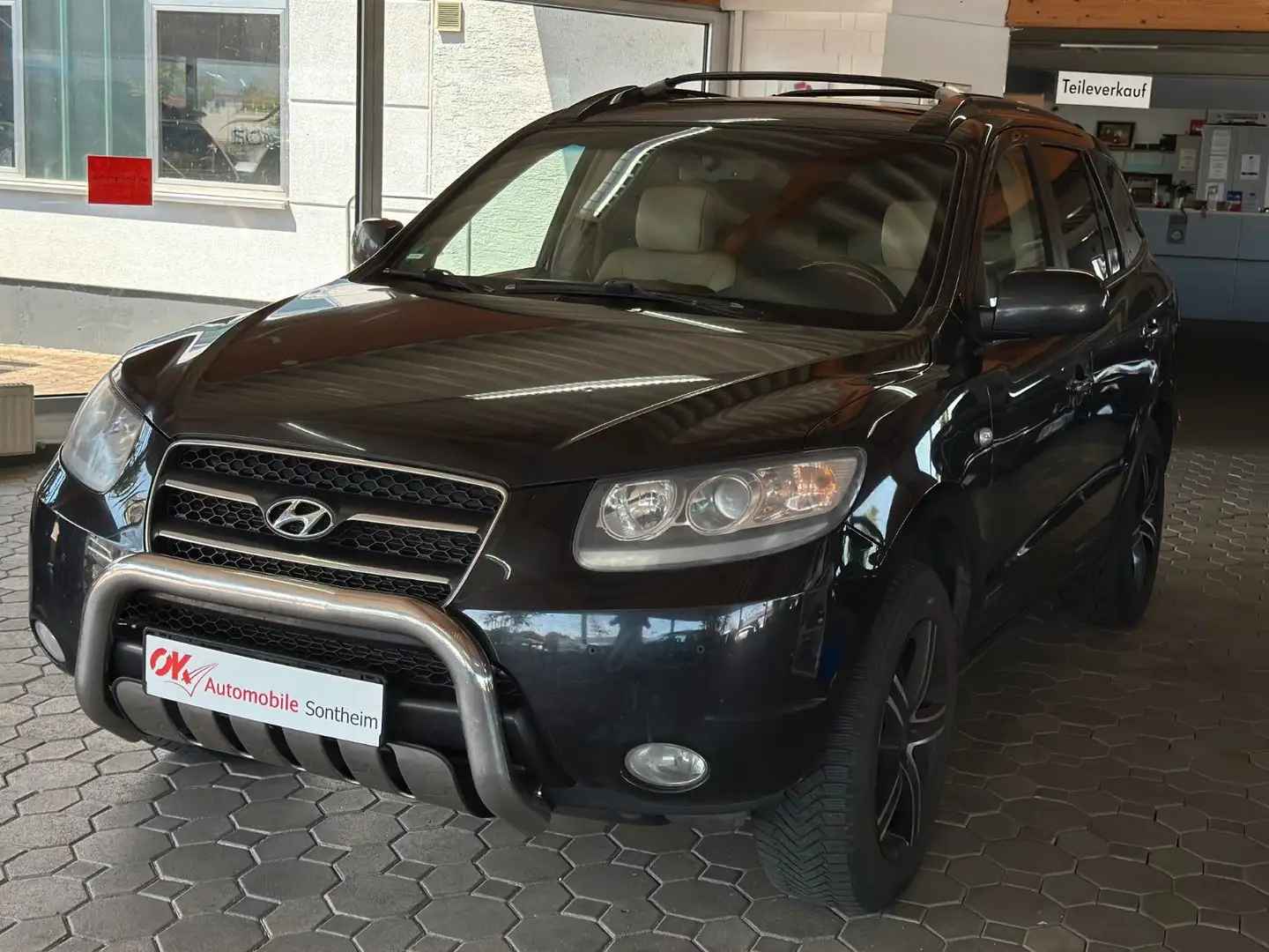 Hyundai SANTA FE 2.2 CRDi GLS*SHZ*PDC*Kam*Leder*7 Sitzer Noir - 1