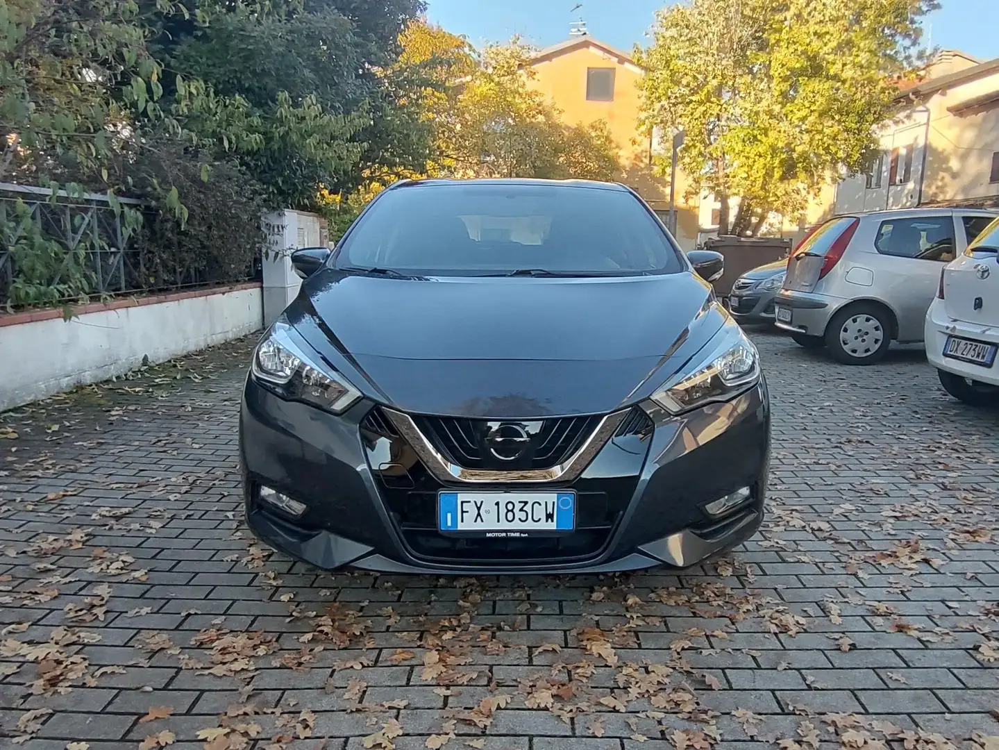 Nissan Micra Micra V 2017 0.9 Plus Gpl Grigio - 2