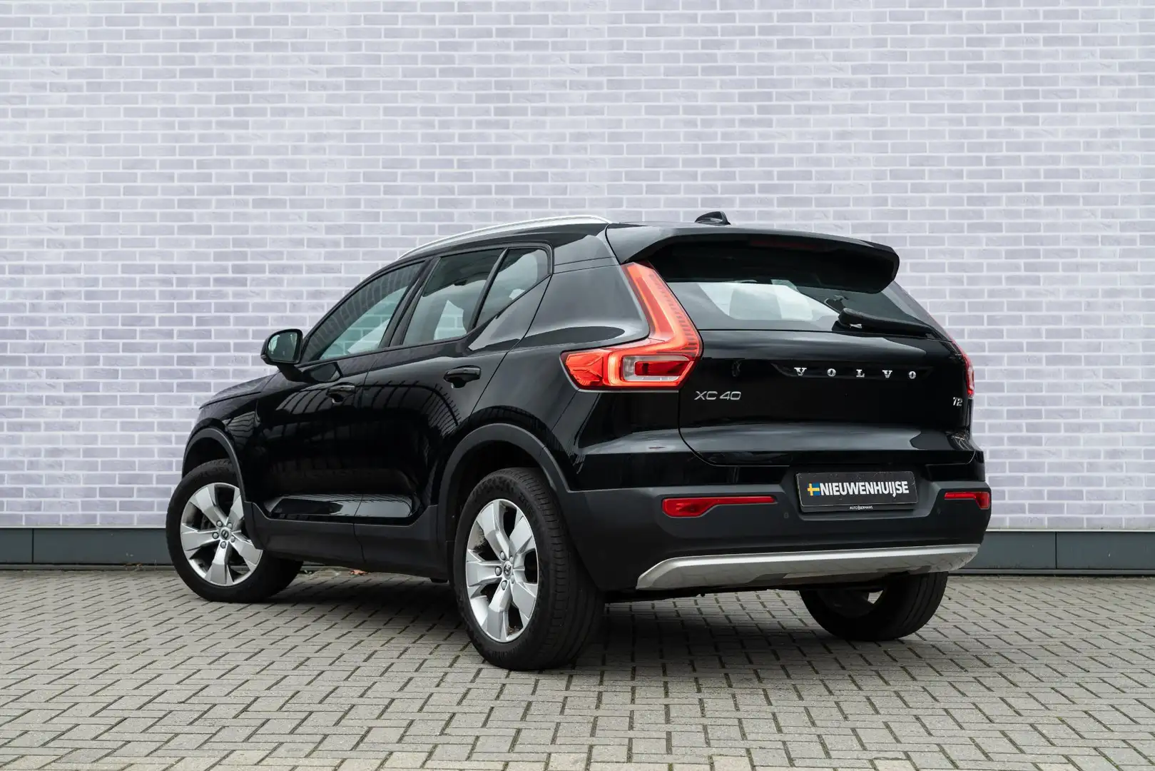Volvo XC40 1.5 T2 Business Pro | Adaptieve Cruise Control | T Noir - 2