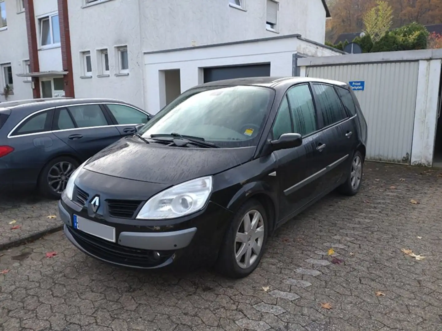 Renault Grand Scenic Grand Scenic 2.0 dCi FAP Aut. Privilege Schwarz - 1