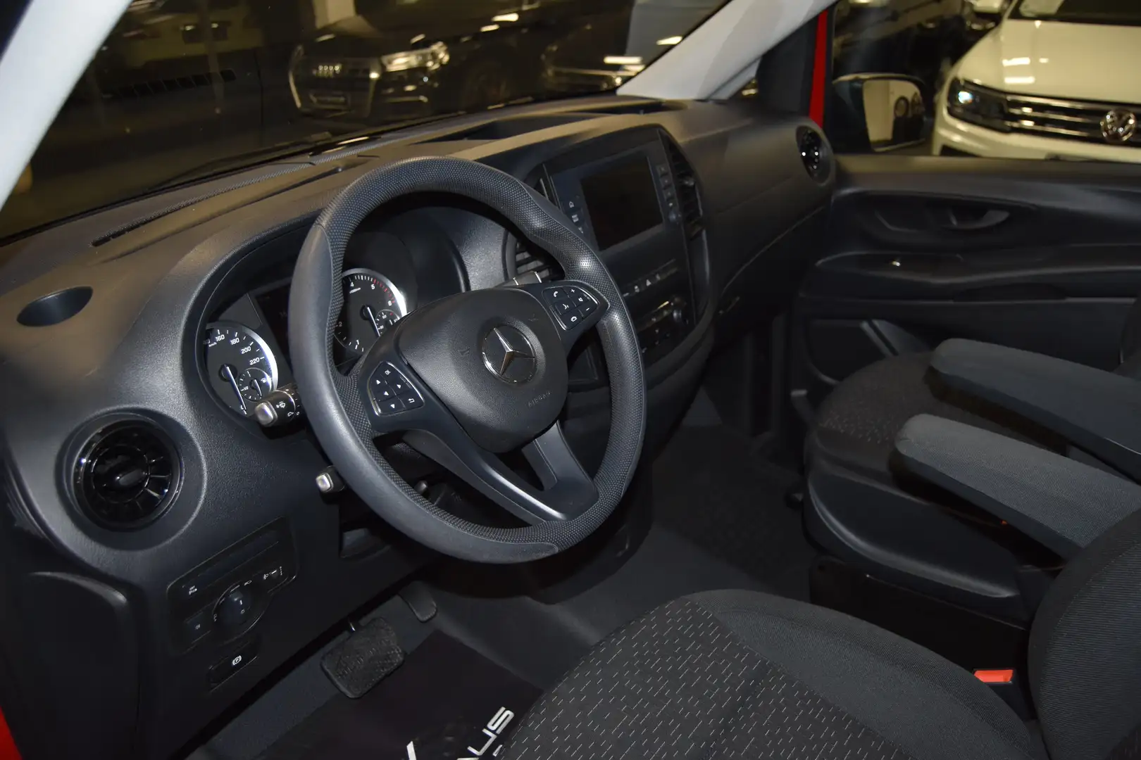 Mercedes-Benz Vito 116 CDI Pro extralang~1HAND~KAMERA~LED~NAVI~EU6 Rouge - 2