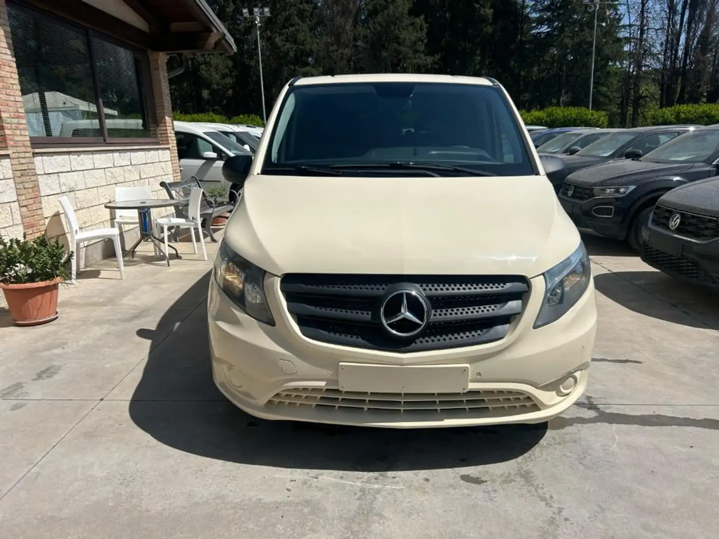 Mercedes-Benz Vito 2.2 116 CDI Tourer Jaune - 2