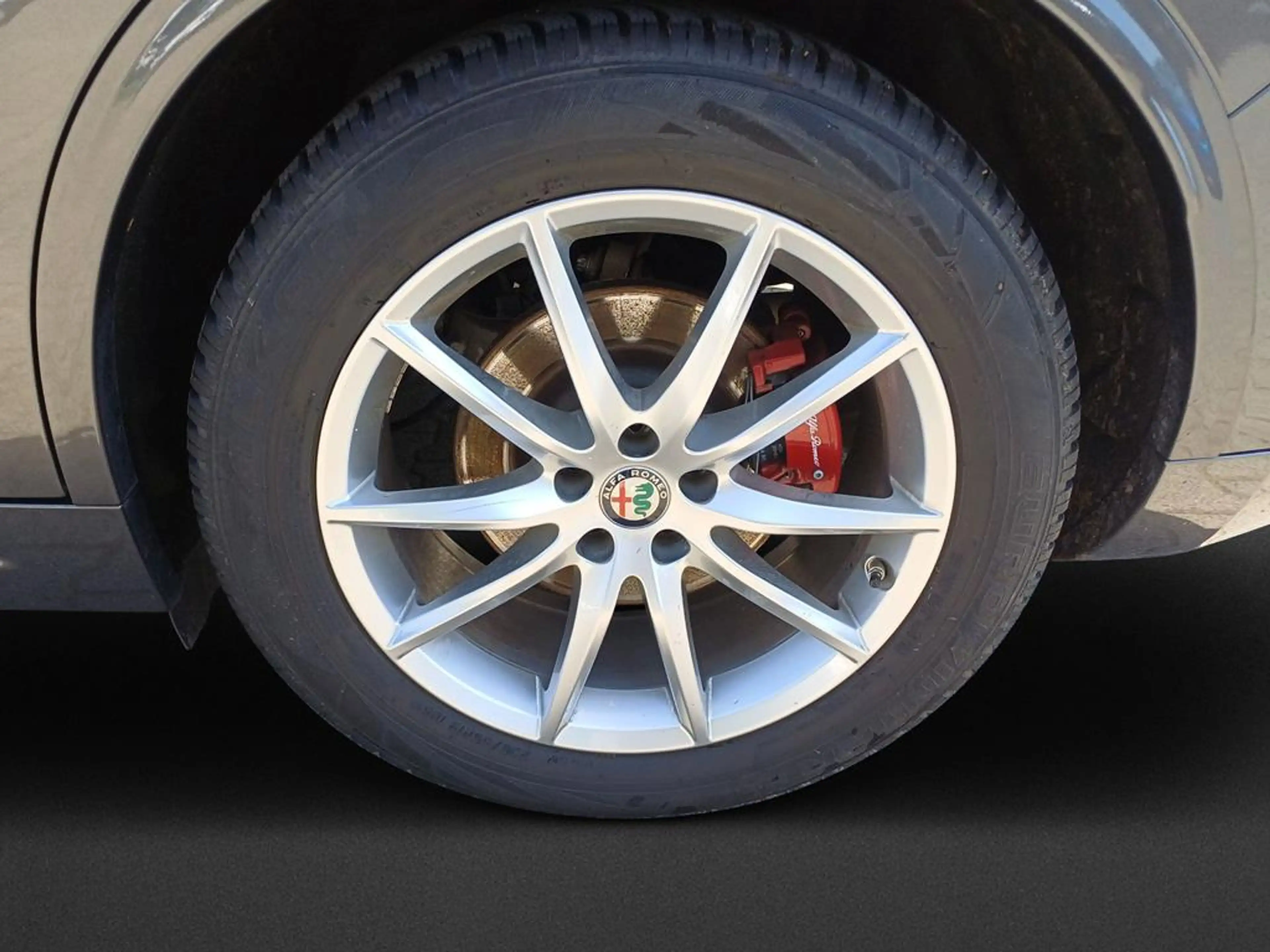 Alfa Romeo Stelvio Veloce Q4 ACC MFL LHZ SHZ RFK LED NAVI — photo 8