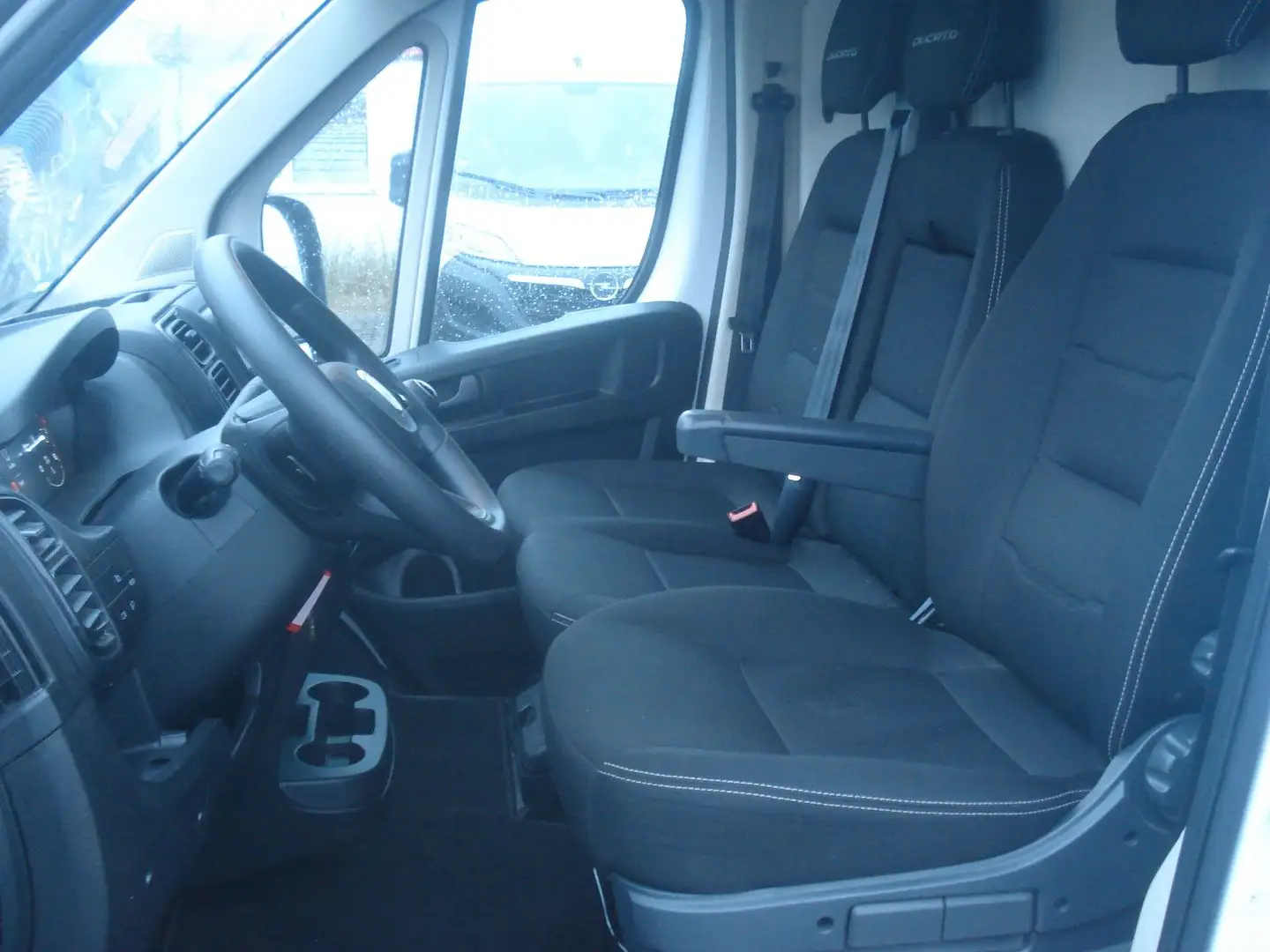 Fiat Ducato Hochr.-Kasten 33 120 L2H2 37670Km Klima Weiß - 2