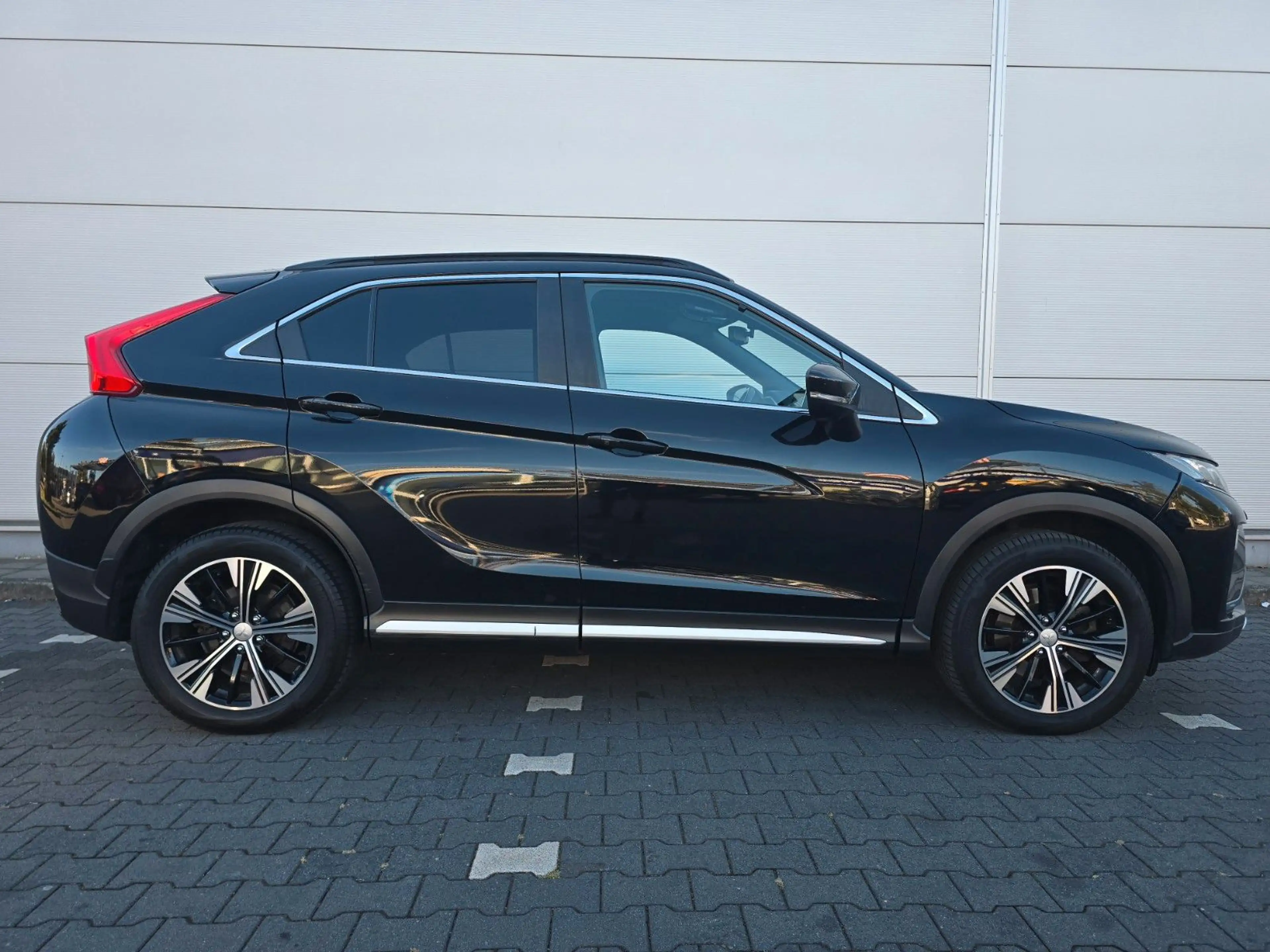 Mitsubishi Eclipse Cross Diamant Edition+ 4WD — photo 12