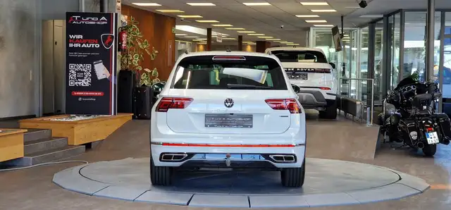 Volkswagen Tiguan view 8