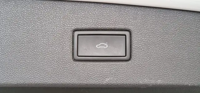 Volkswagen Tiguan view 11