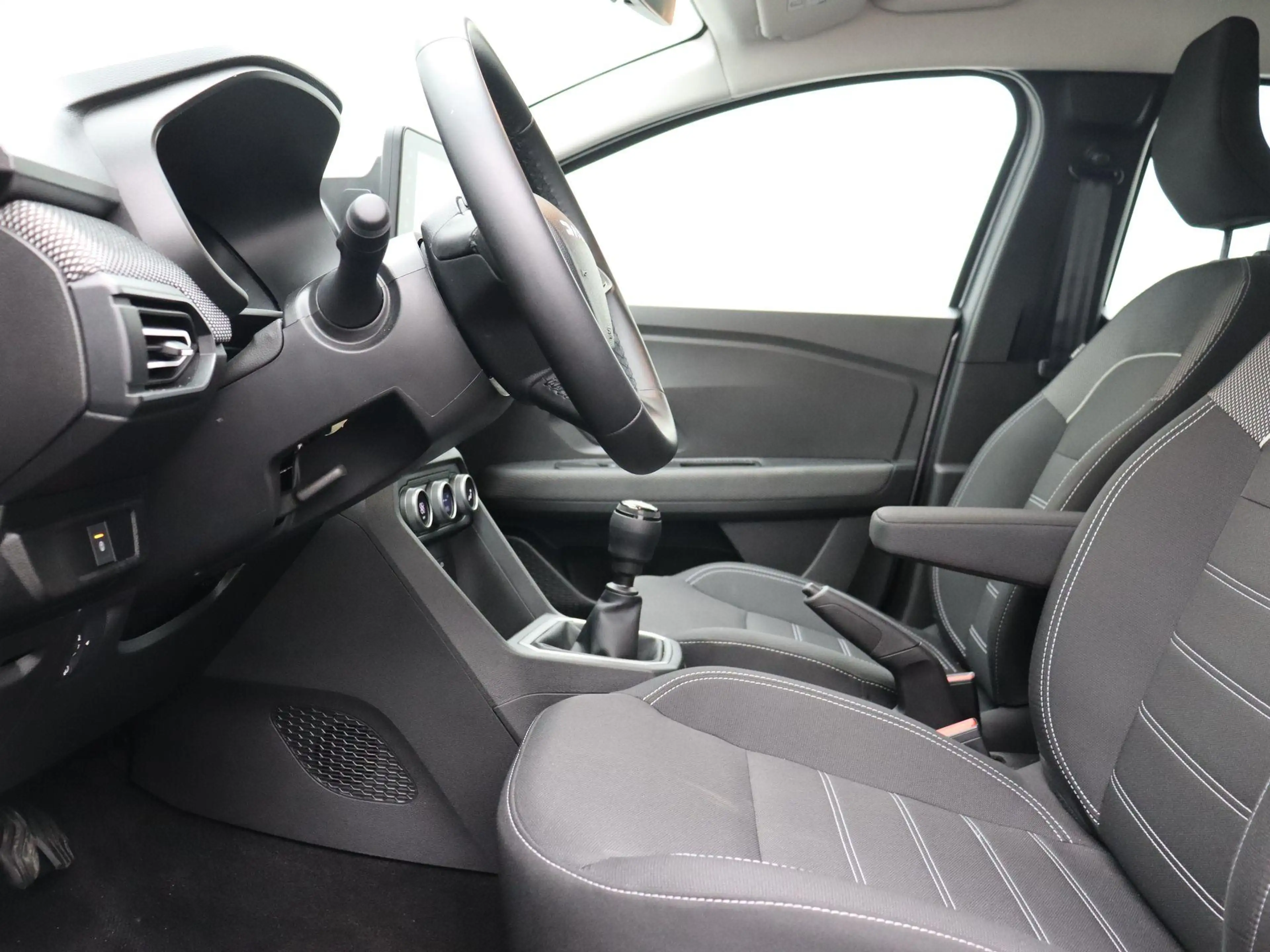 Dacia Sandero TCe 90 Journey — photo 13