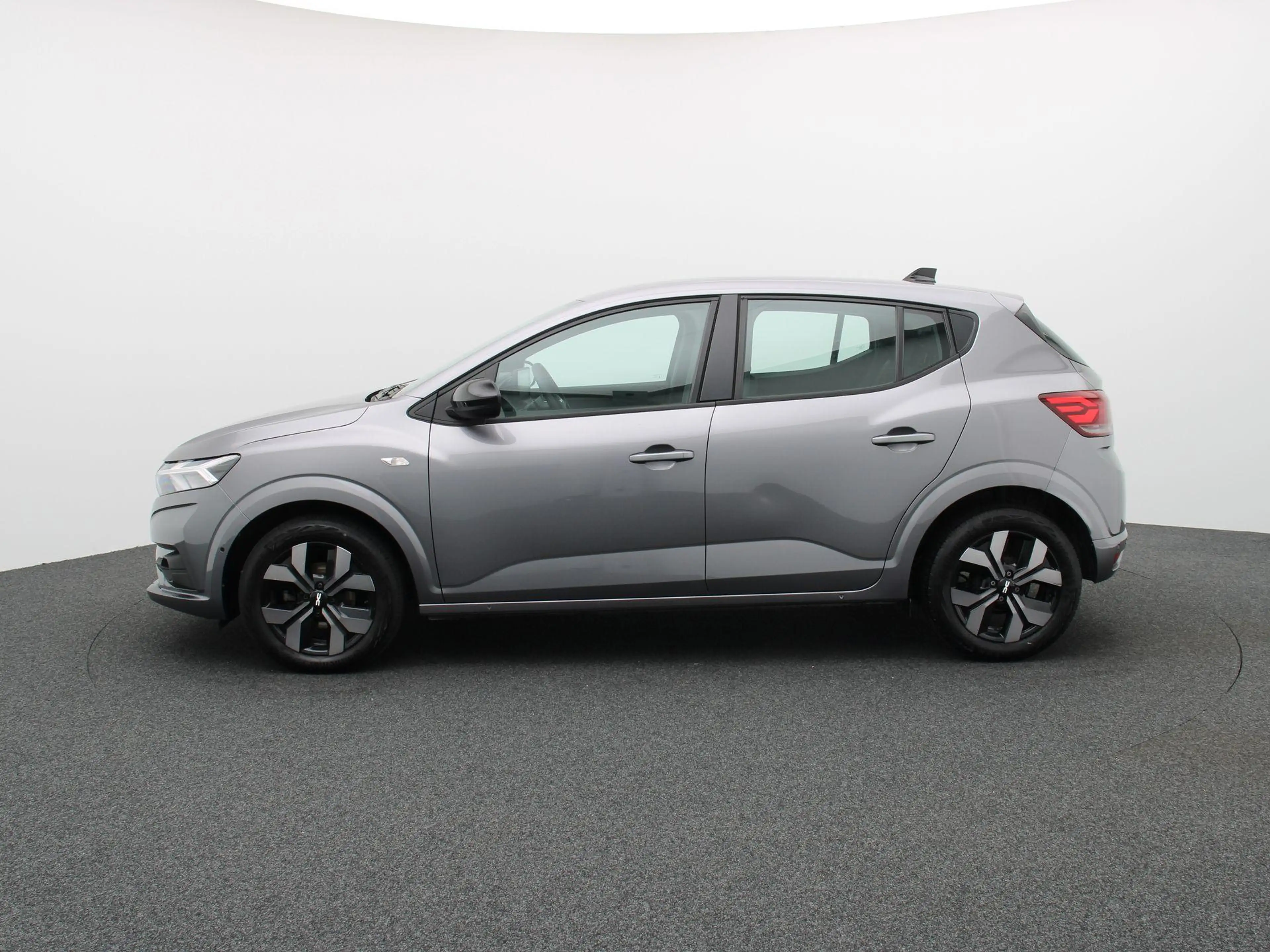 Dacia Sandero TCe 90 Journey — photo 4