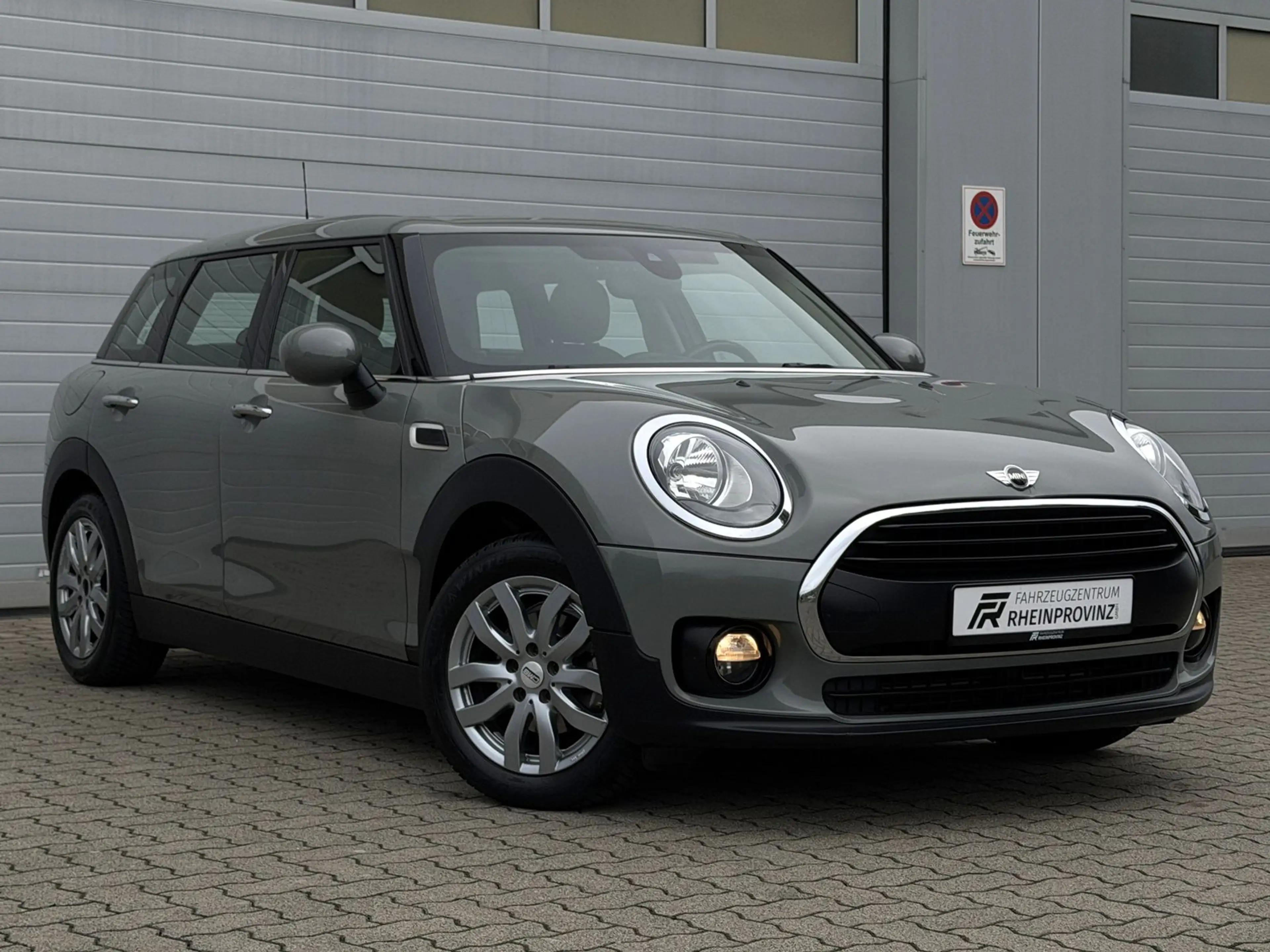 MINI One Clubman Klima/Sitzhzg/Panorama/PDC/Bluetooth