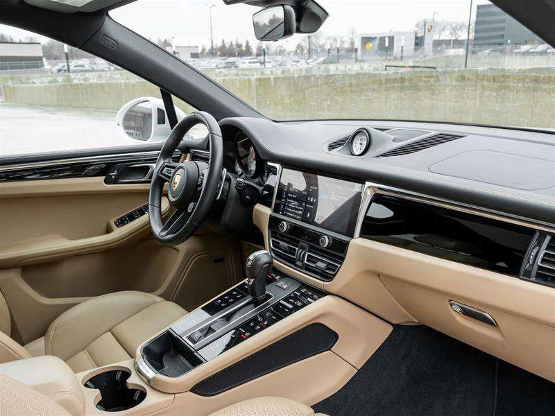 2025 Porsche Macan GTS AWD Premium Pkg Plus| Sport Chrono Pkg|21 Excl thumb 33
